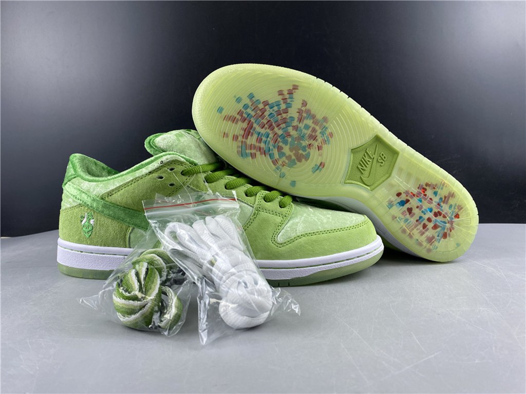 Strangelove x NK Sb Dunk Low